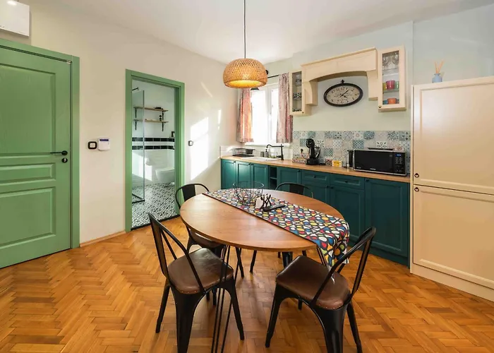 Heart Of The City Center Lux Apartment With View